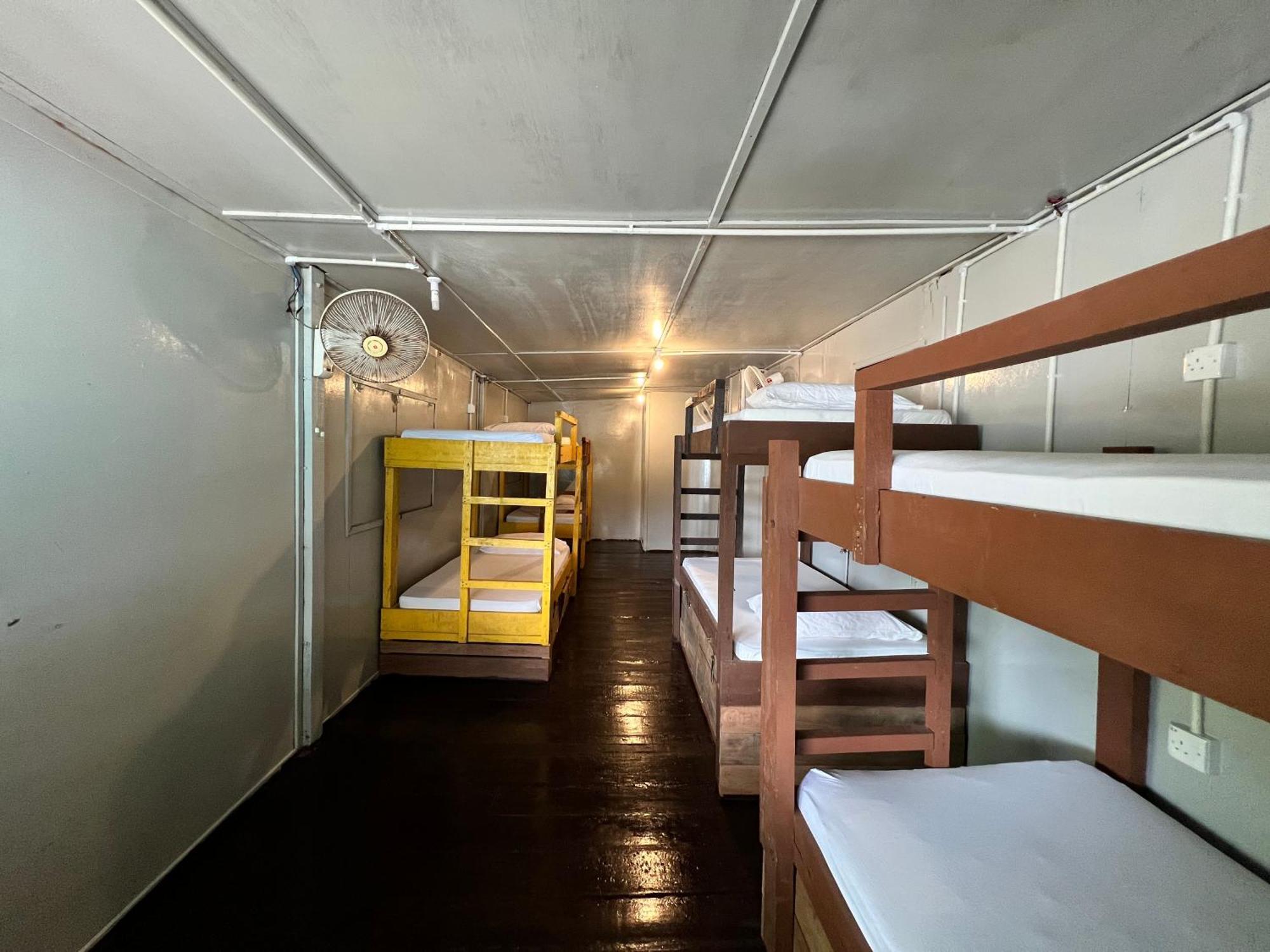 Ohlala Guesthouse Wyspa Perhentian Zewnętrze zdjęcie